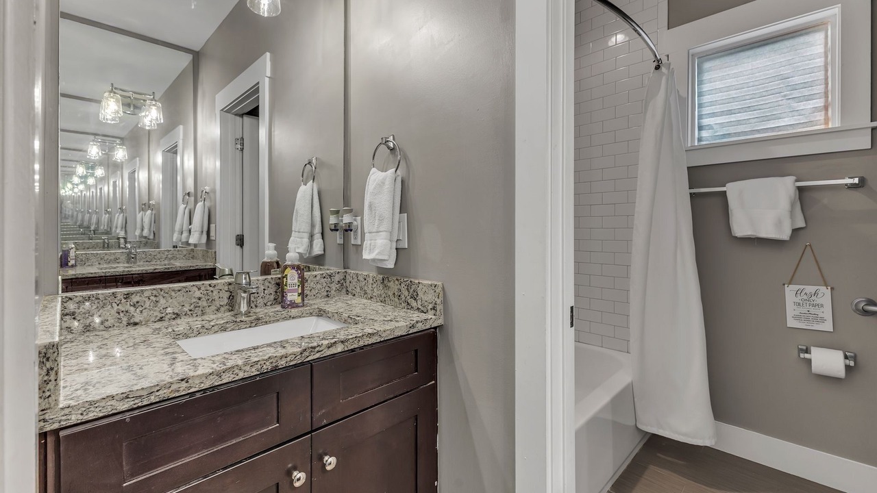 Photo of Bathroom in Talbot's Corner