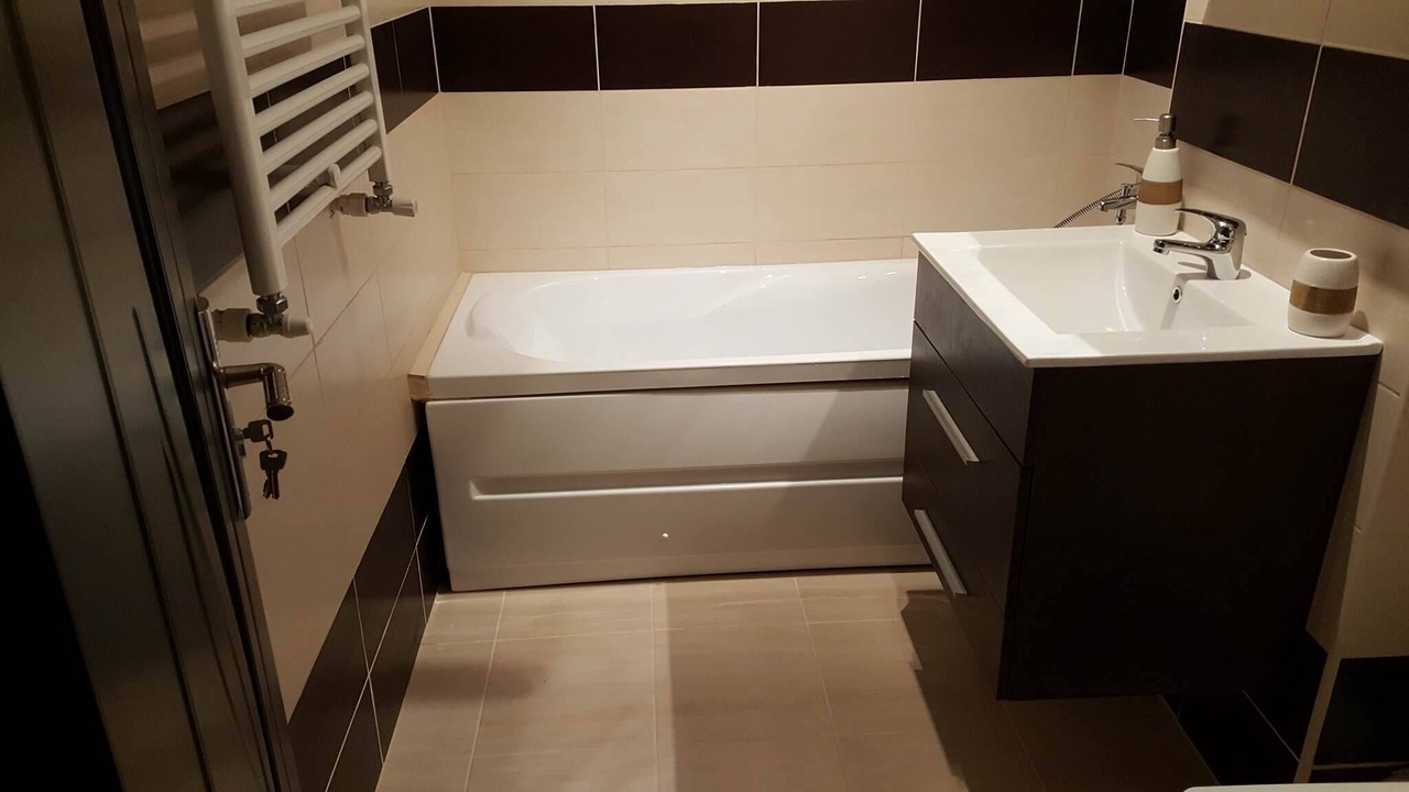Photo of Bathroom in Militari