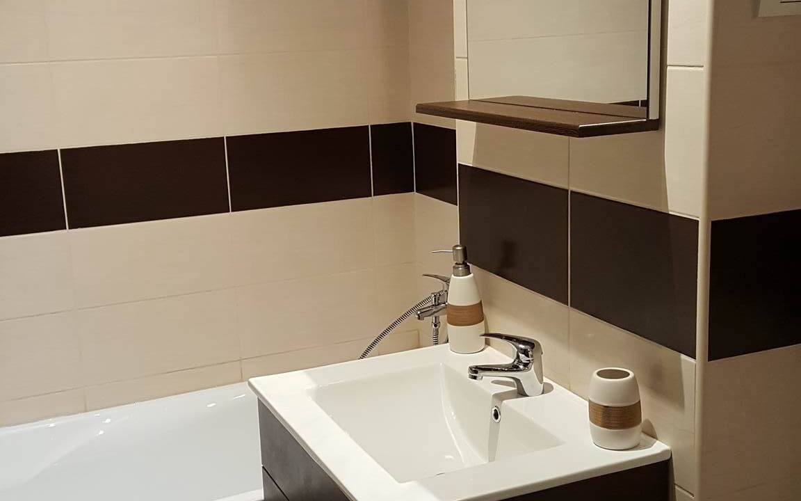 Photo of Bathroom in Militari