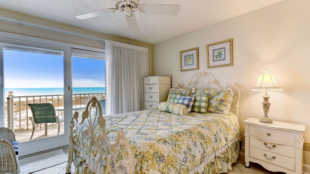 Photo of Bedroom in American Beach