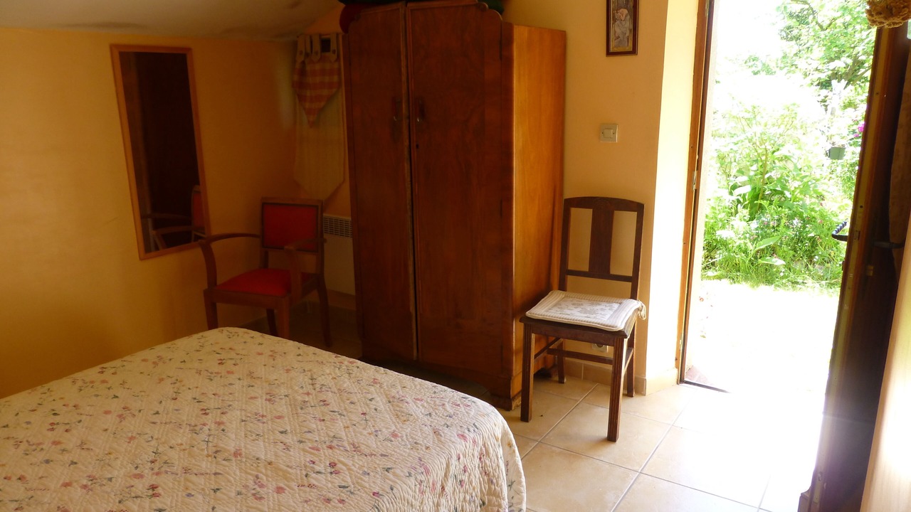Photo of Bedroom in Gy-en-Sologne
