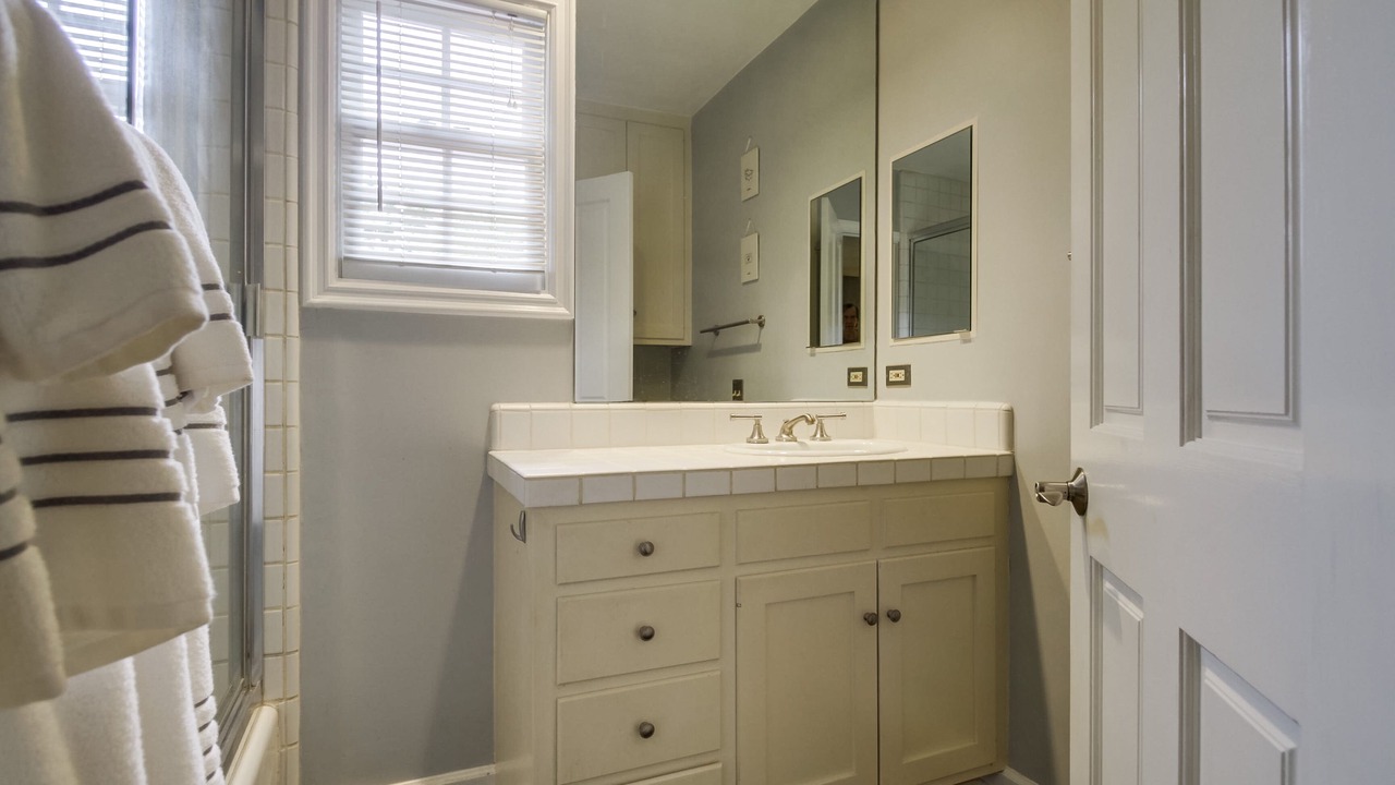 Photo of Bathroom in Norma Triangle