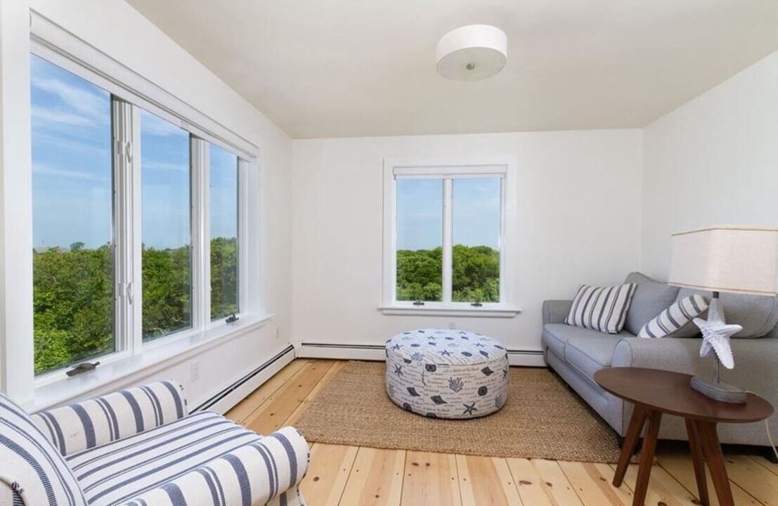 Photo of Livingroom in Breakwater Village
