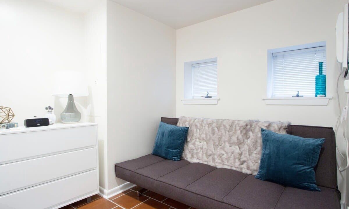 Photo of Livingroom in Logan Circle