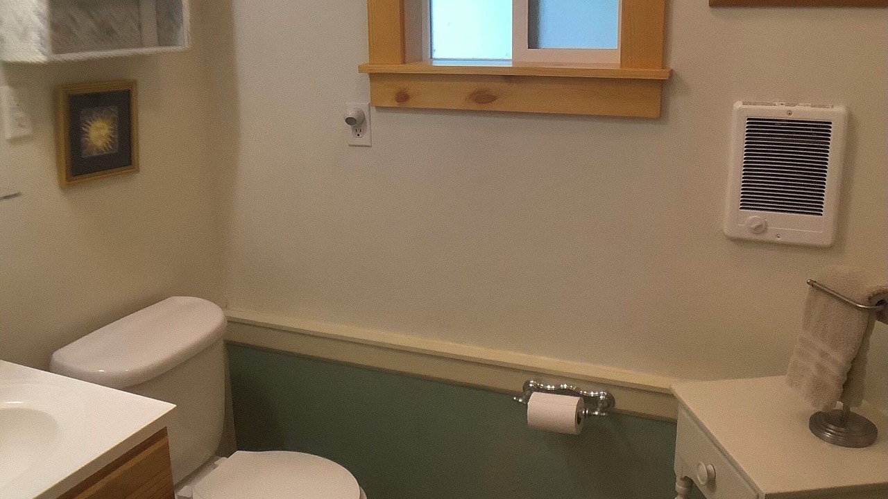 Photo of Bathroom in Downtown Klamath Falls