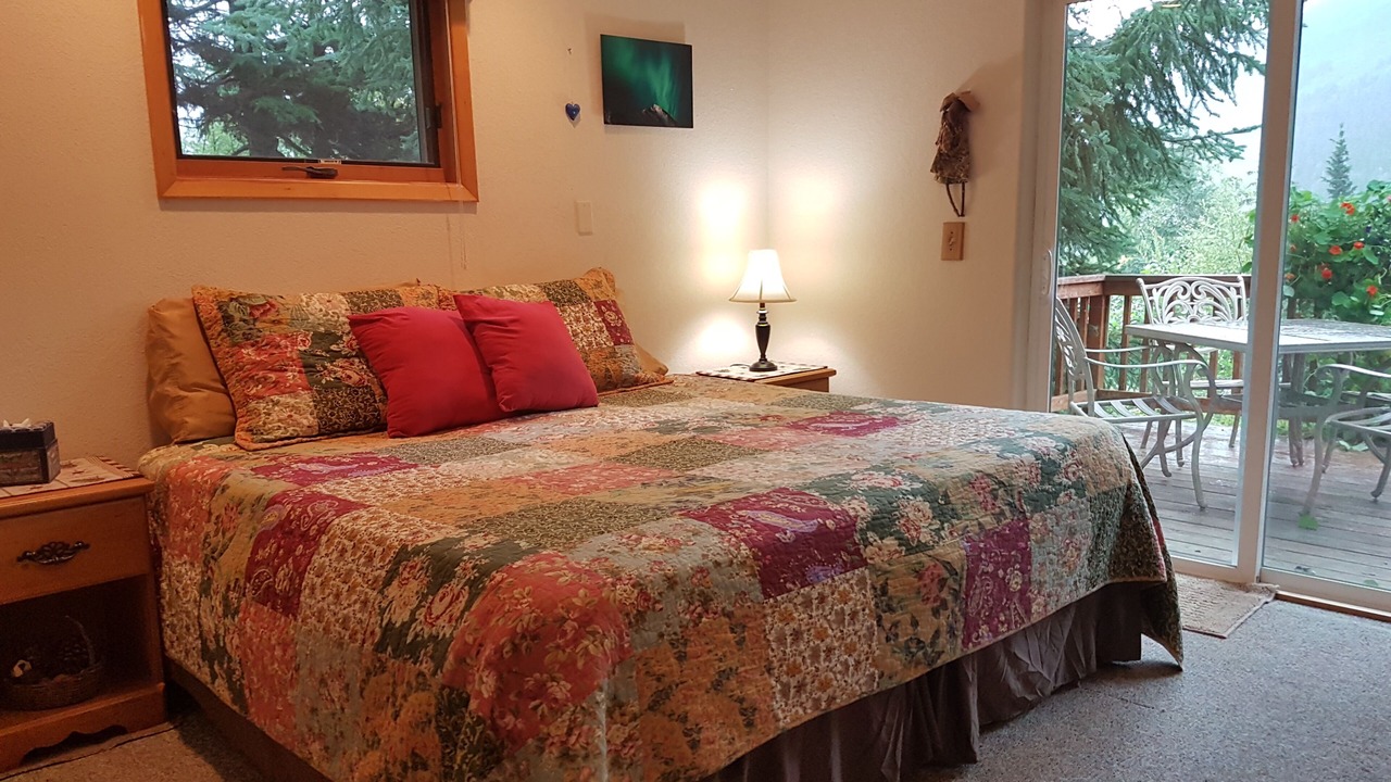 Photo of Bedroom in Moose Pass