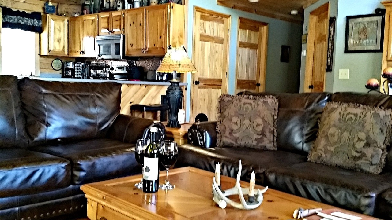 Photo of Bedroom in Hiawassee