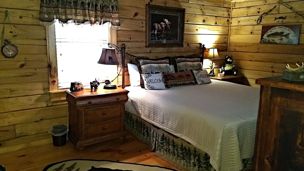 Photo of Bathroom in Hiawassee