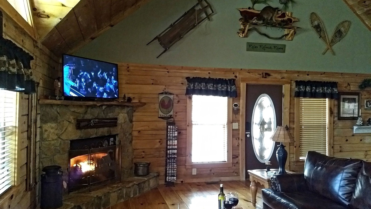 Photo of Bedroom in Hiawassee