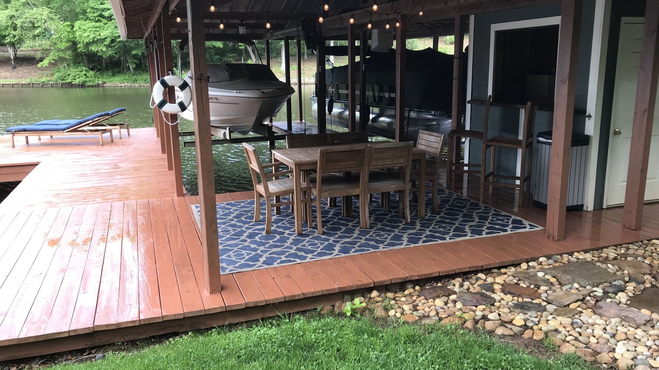 Photo of Outdoor in Bracey