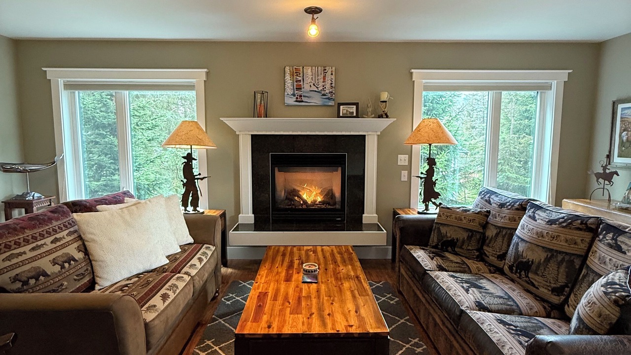 Photo of Livingroom in Alyeska