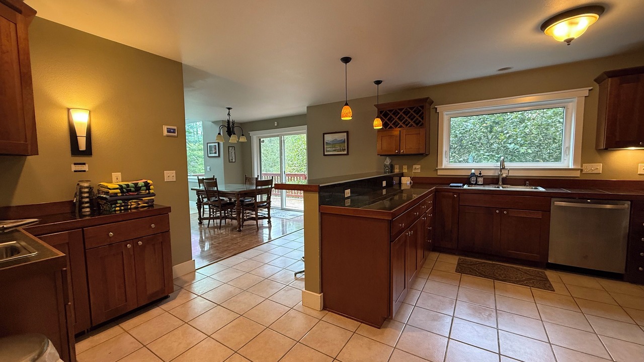 Photo of Kitchen in Alyeska