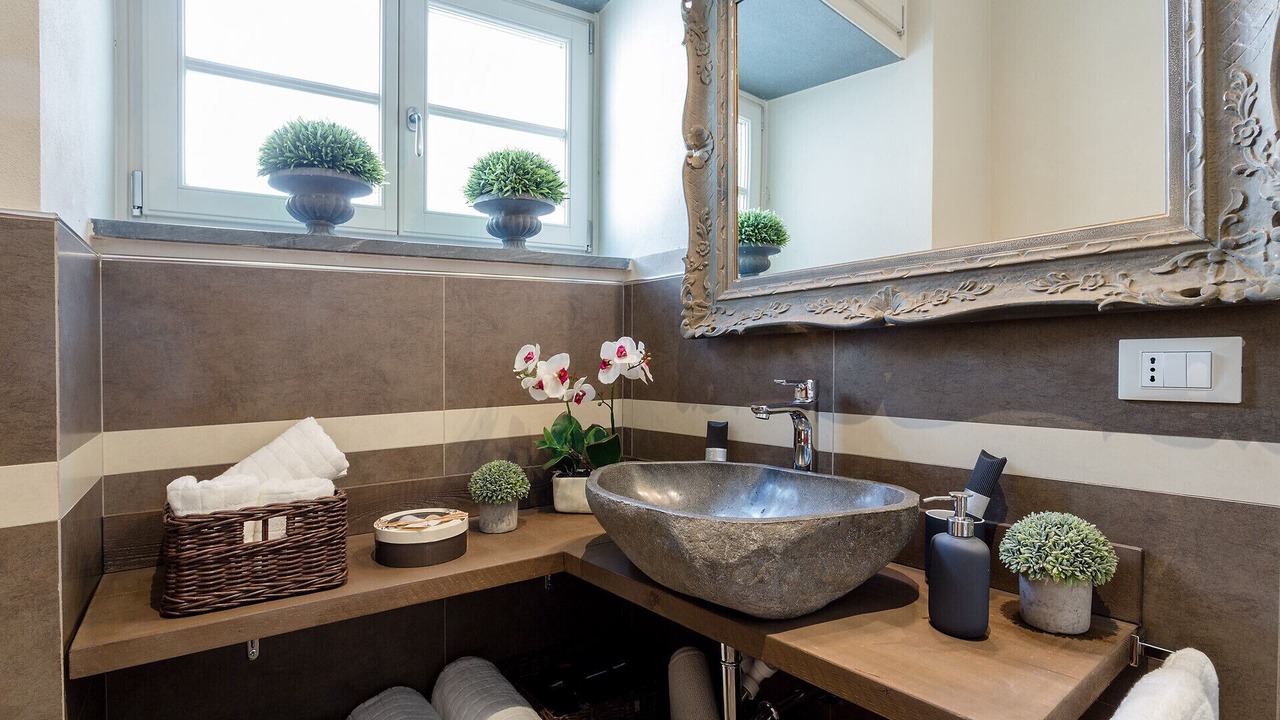 Photo of Bathroom in Lucca Historical Center