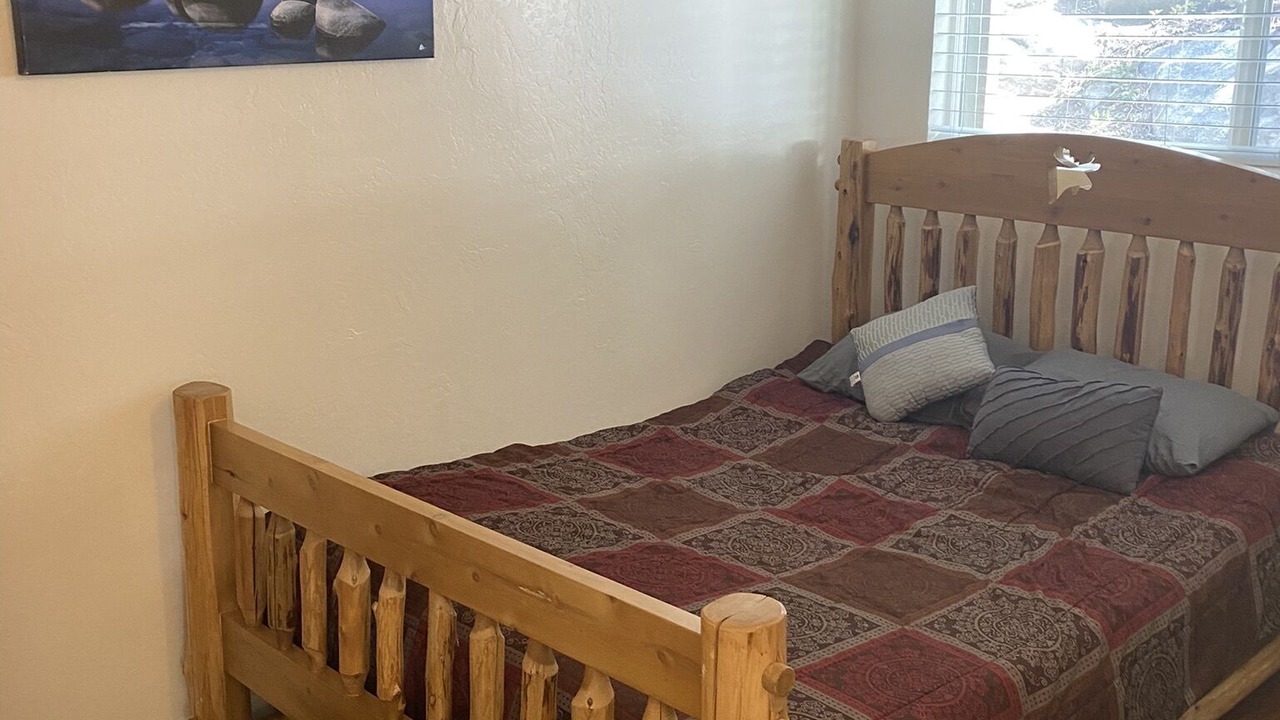 Photo of Bedroom in Tahoe Village