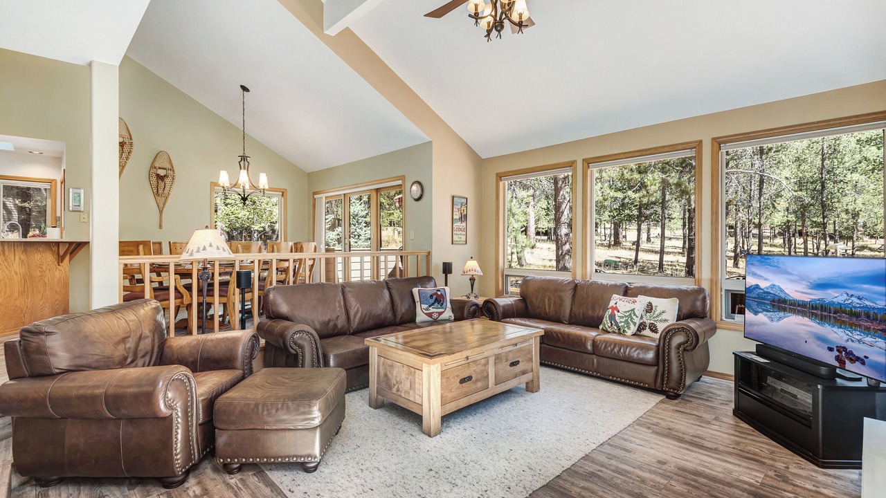 Photo of Livingroom in Overlook Park
