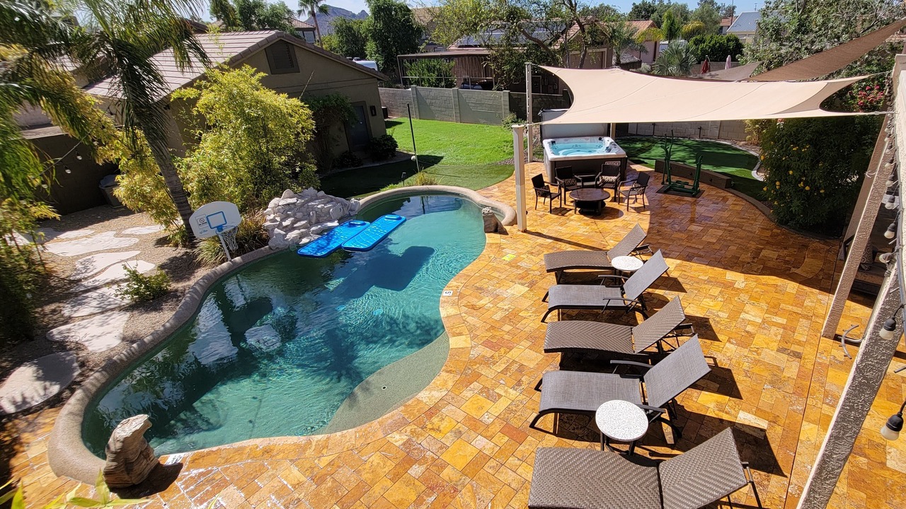 Photo of Bedroom in Paradise Valley Village