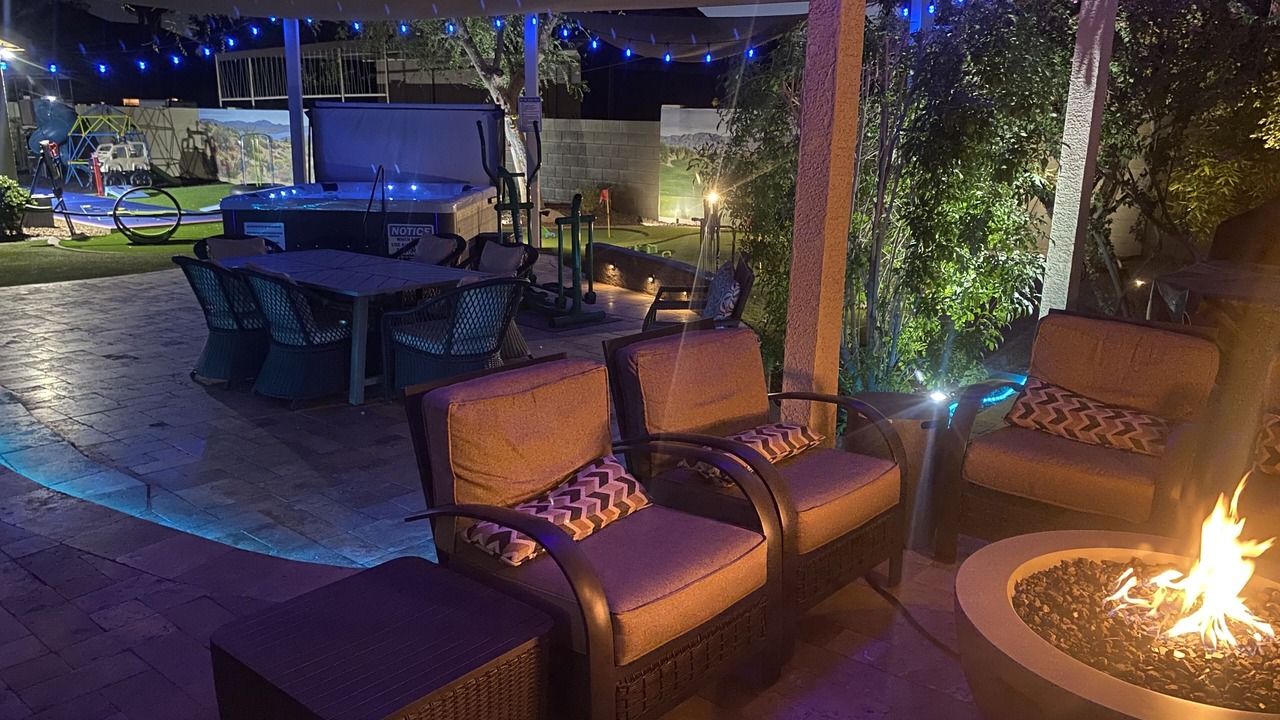 Photo of Outdoor in Paradise Valley Village