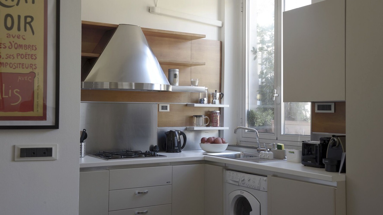 Photo of Kitchen in Genoa Historical Centre