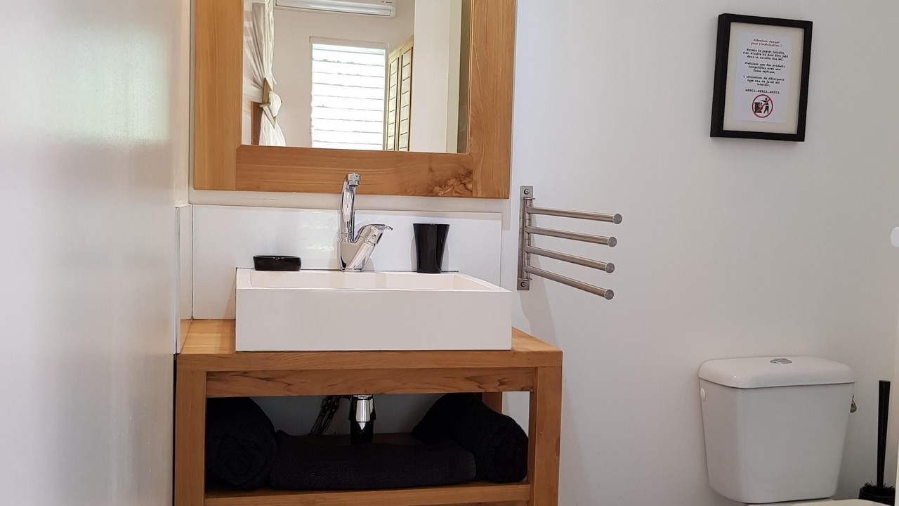 Photo of Bathroom in Malendure
