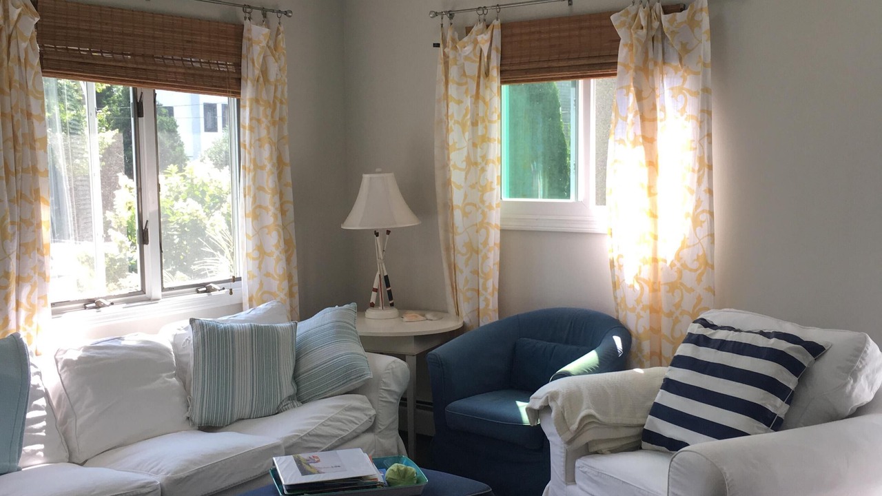 Photo of Livingroom in Bonnet Shores