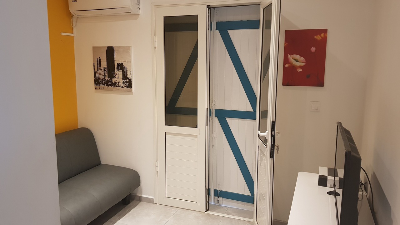 Photo of Livingroom in Le Moule