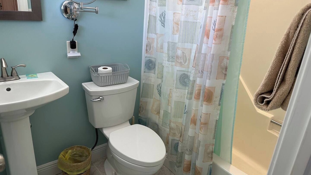 Photo of Bathroom in Little Torch Key