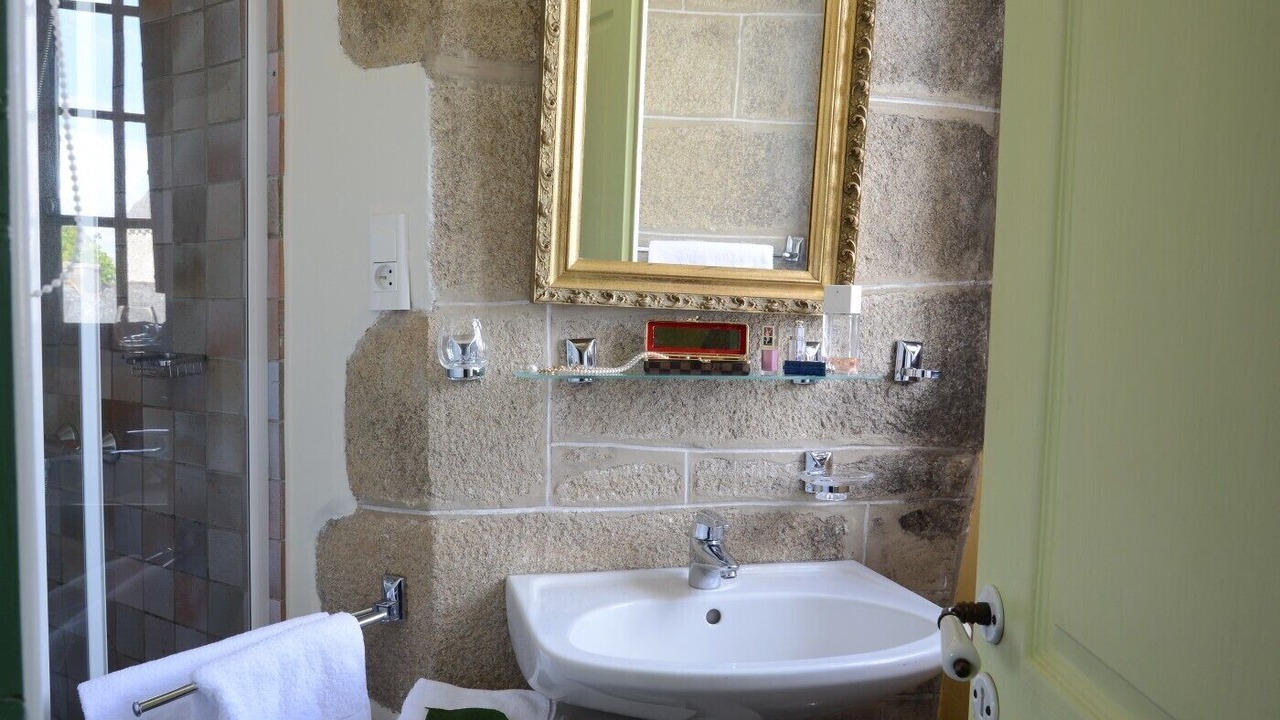 Photo of Bathroom in Saint-Glen