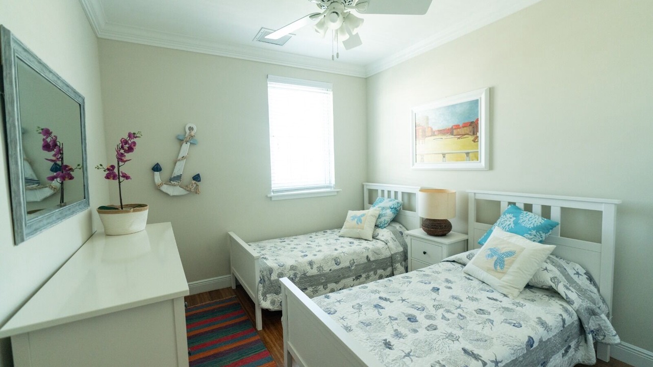 Photo of Bedroom in Palm Cay