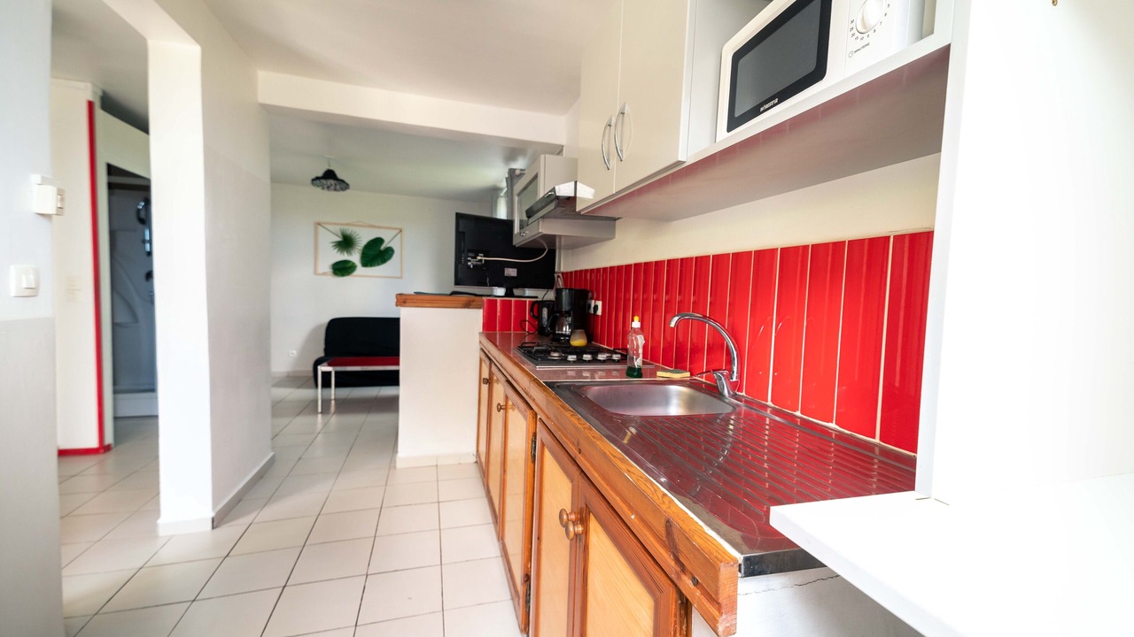 Photo of Kitchen in Baie-Mahault