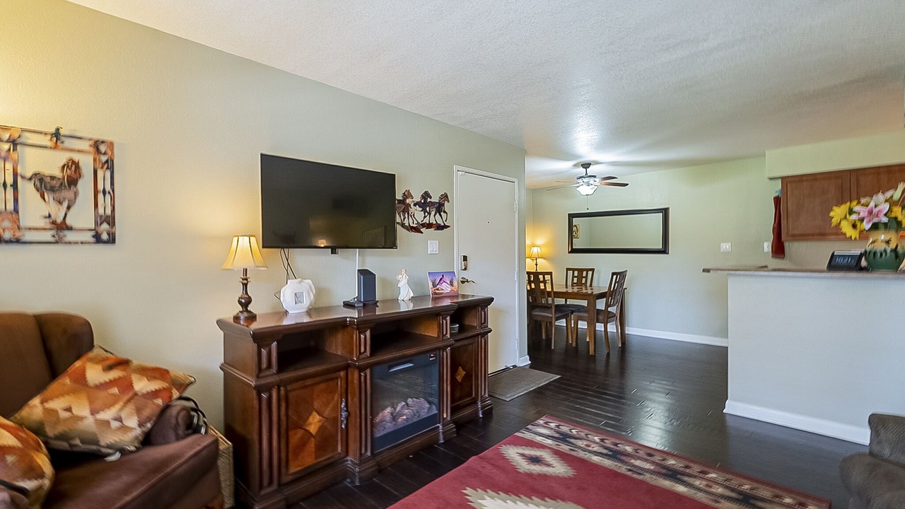 Photo of Bedroom in Las Colinas Horizontal