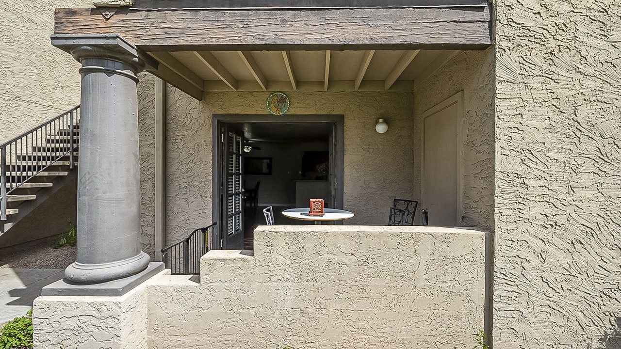 Photo of Outdoor in Las Colinas Horizontal