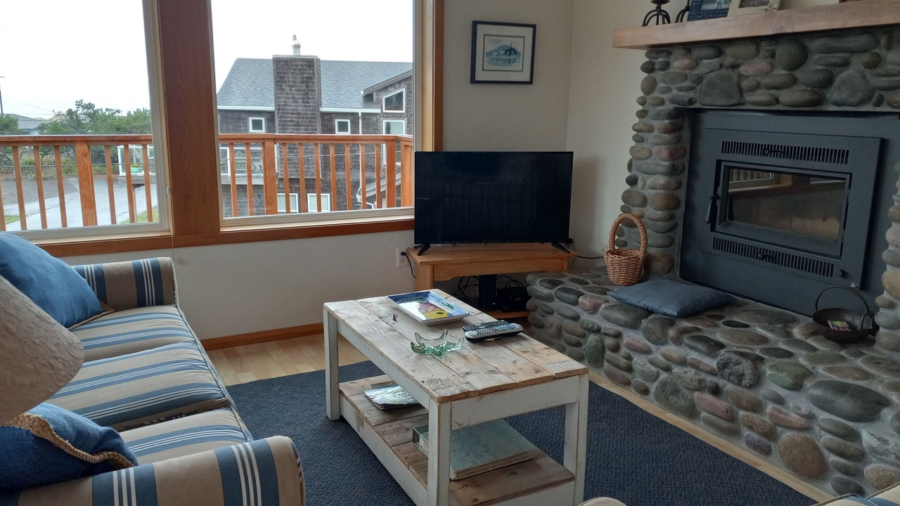 Photo of Livingroom in Manzanita