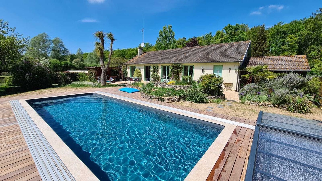 Photo of Outdoor in Saint-Bohaire