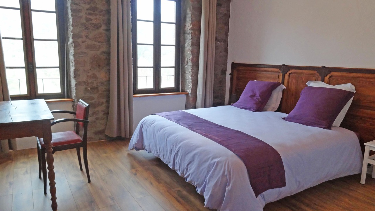 Photo of Bedroom in Camares