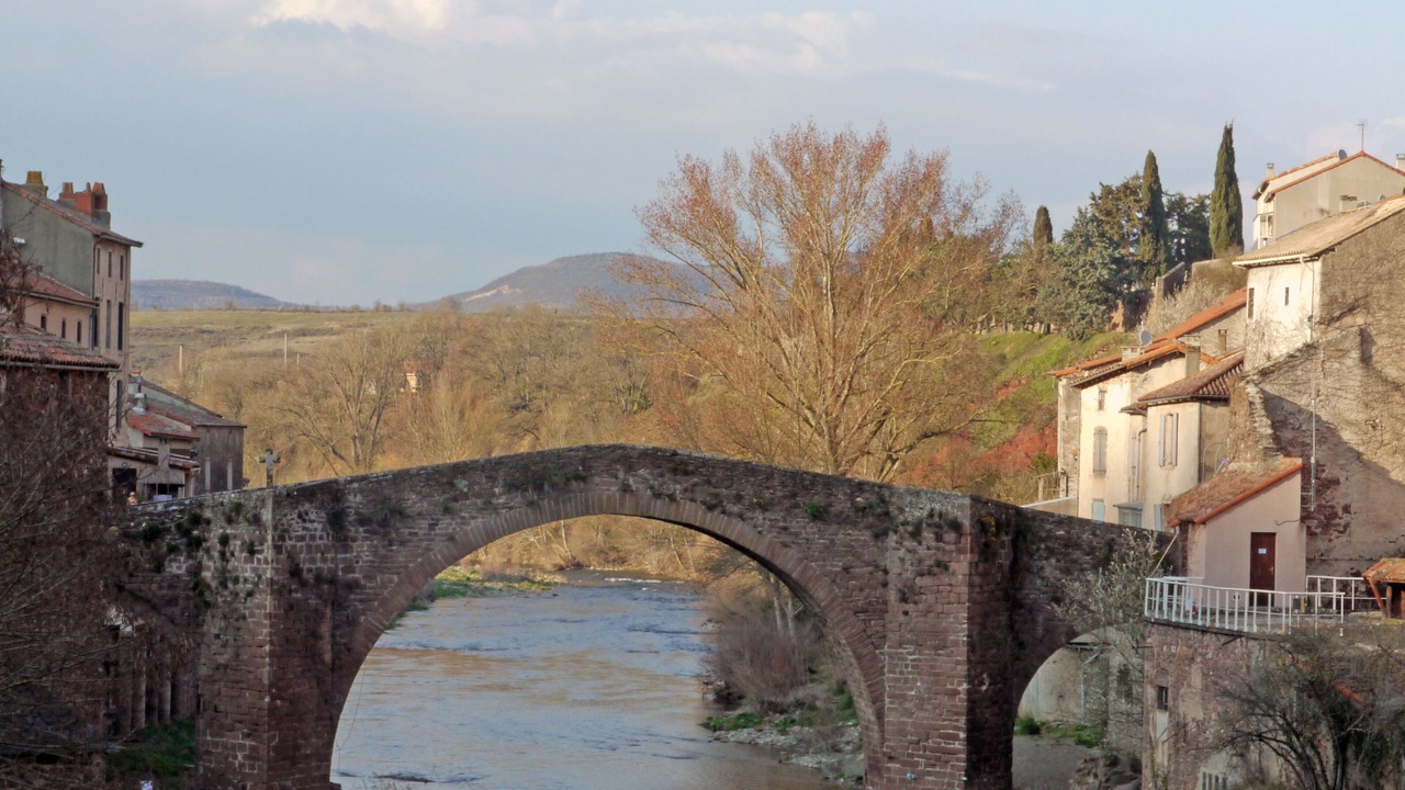 Photo of Outdoor in Camares