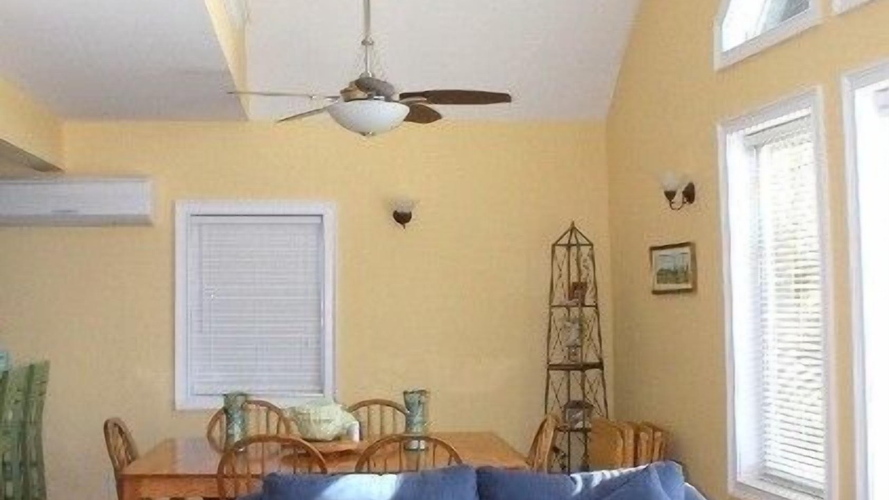 Photo of Bedroom in Weekapaug