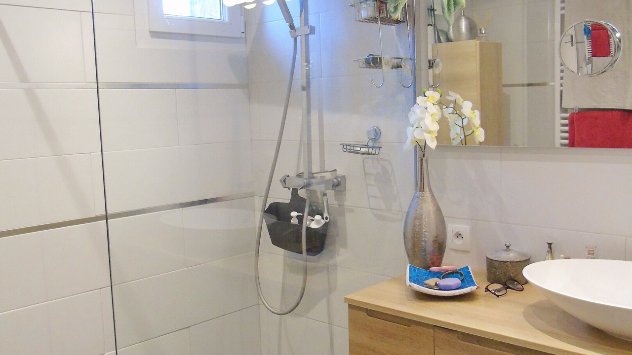 Photo of Bathroom in Andernos-les-Bains