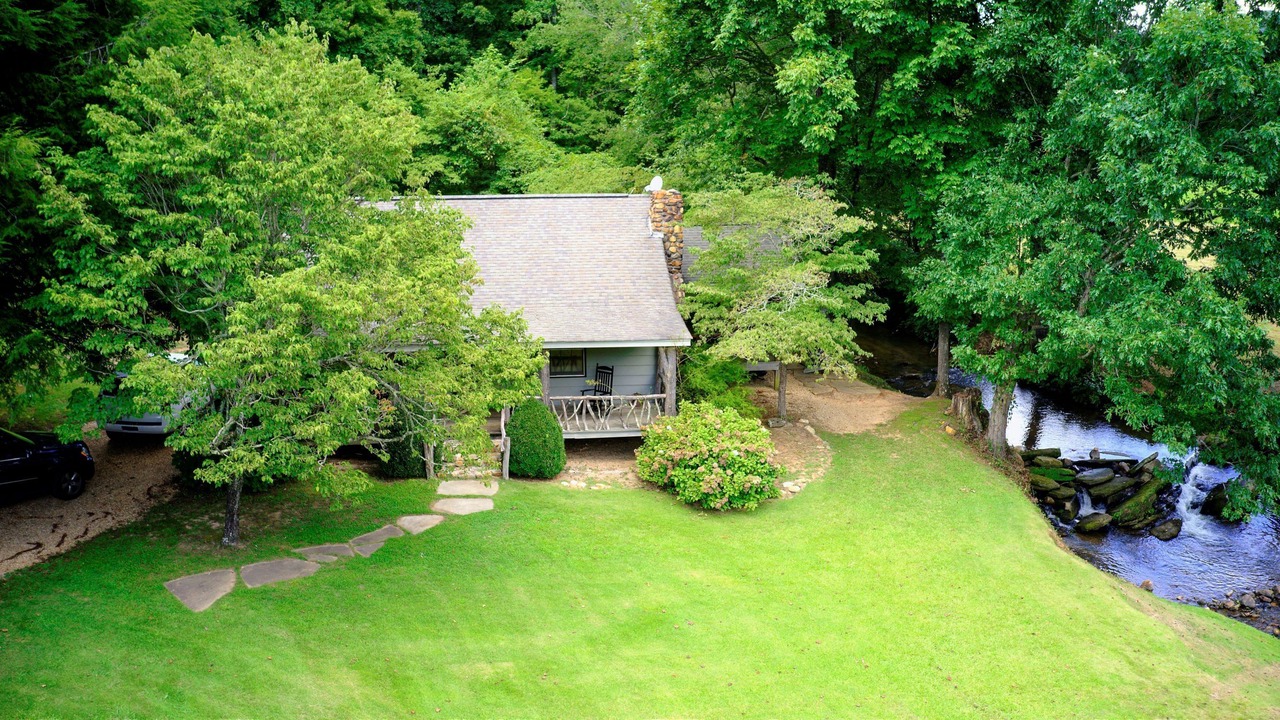 Photo of Outdoor in Clarkesville