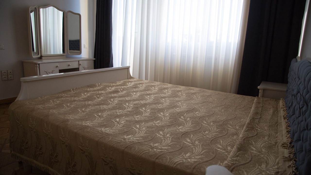 Photo of Bedroom in Old Boulevard