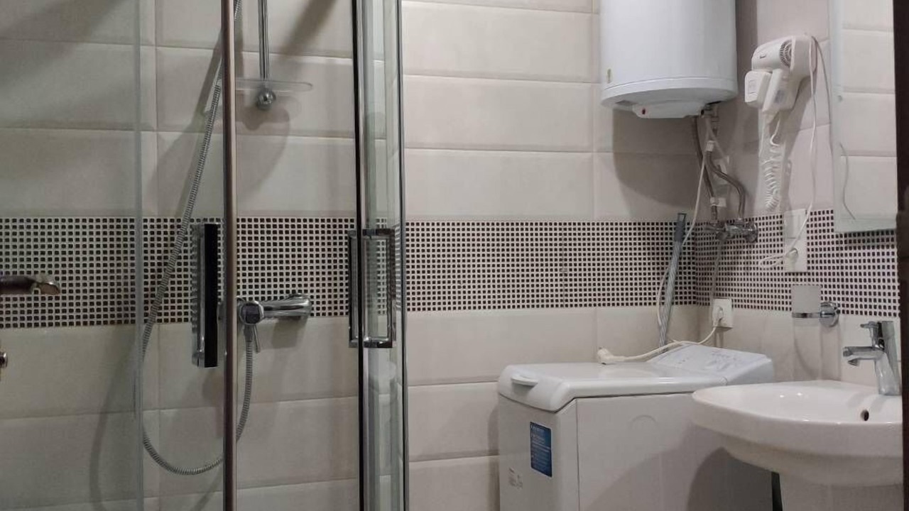 Photo of Bathroom in New Boulevard