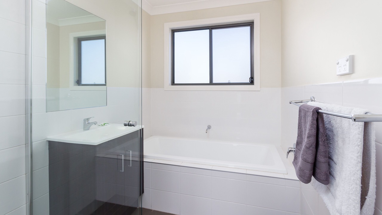 Photo of Bathroom in Cranebrook