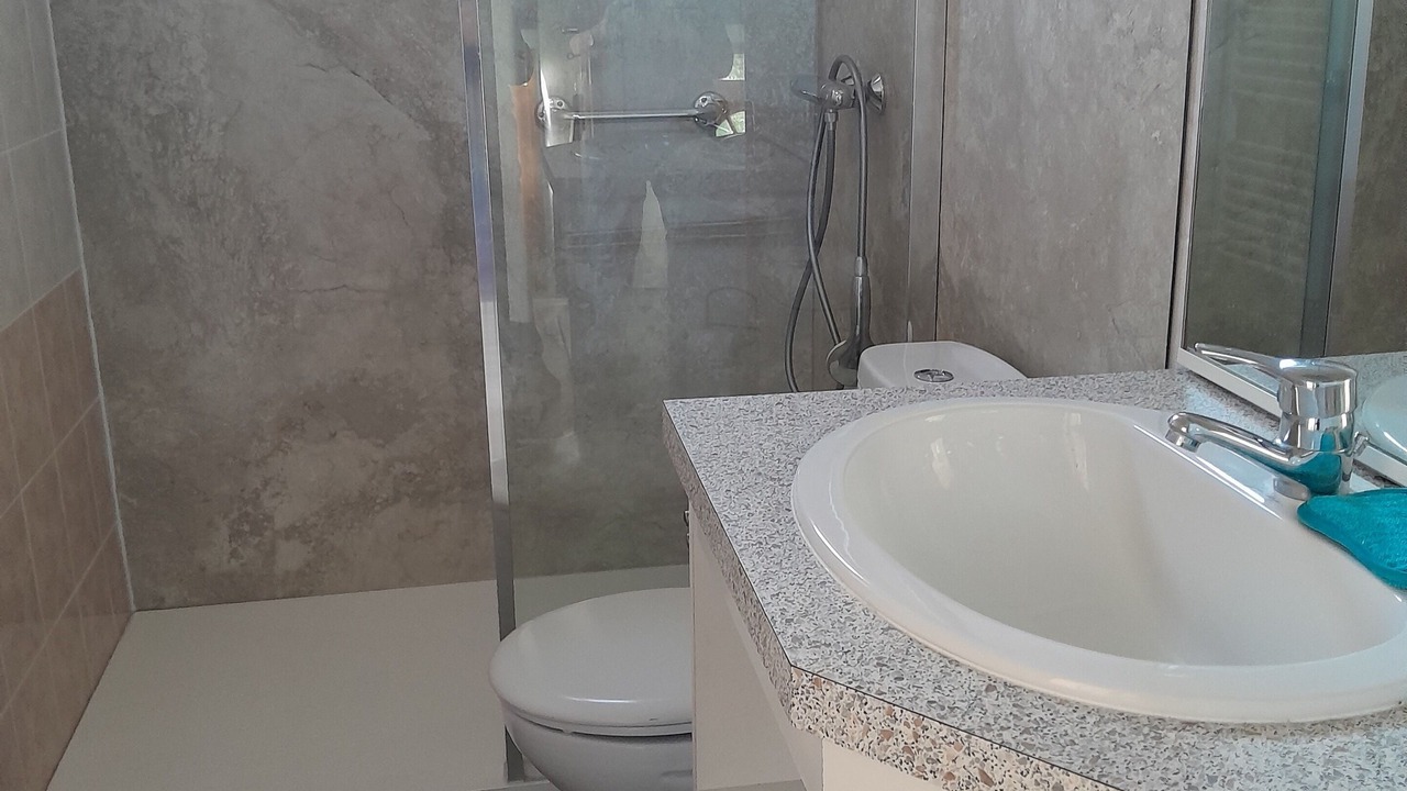 Photo of Bathroom in Saint-Mayeux