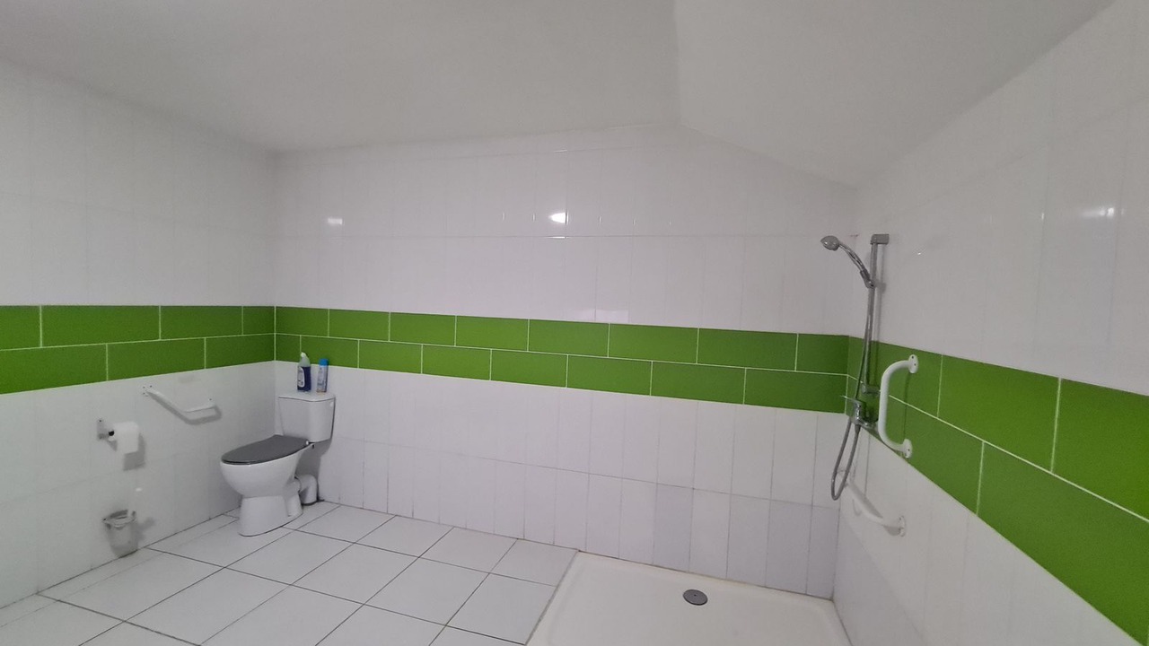 Photo of Bathroom in Attray
