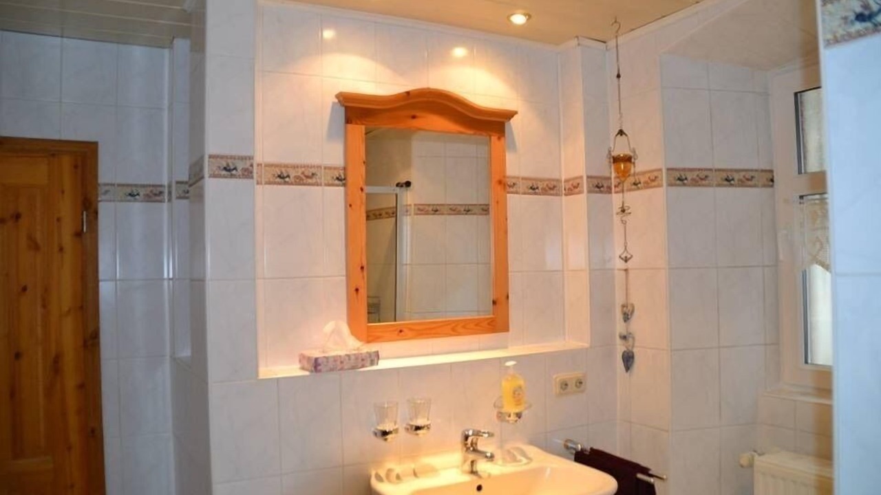 Photo of Bathroom in Udler