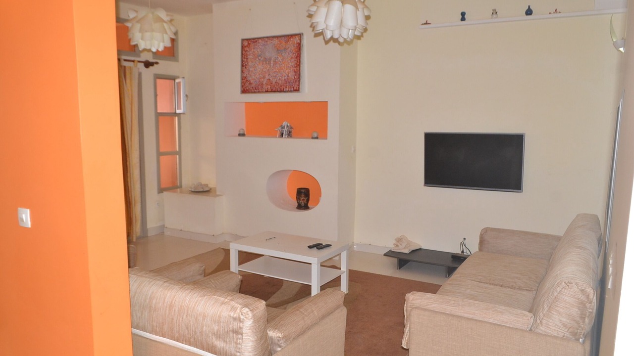Photo of Livingroom in Yof