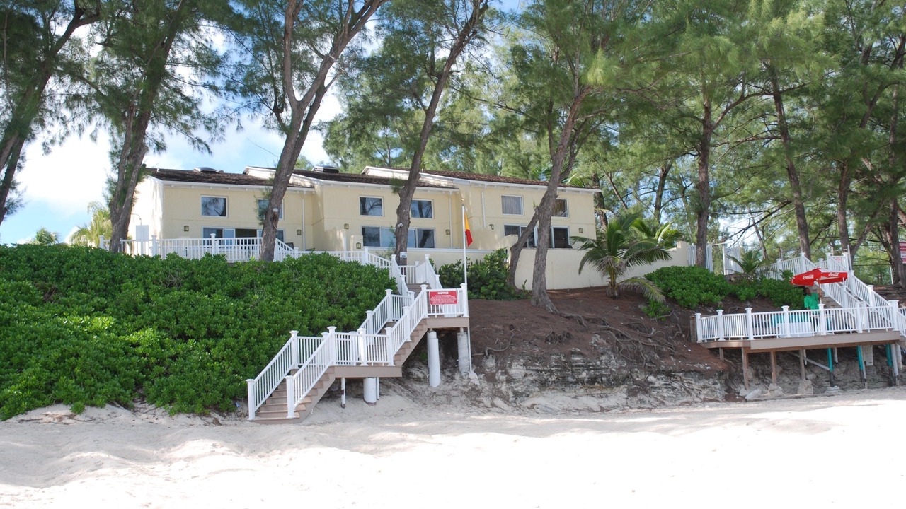 Photo of Others in Paradise Island