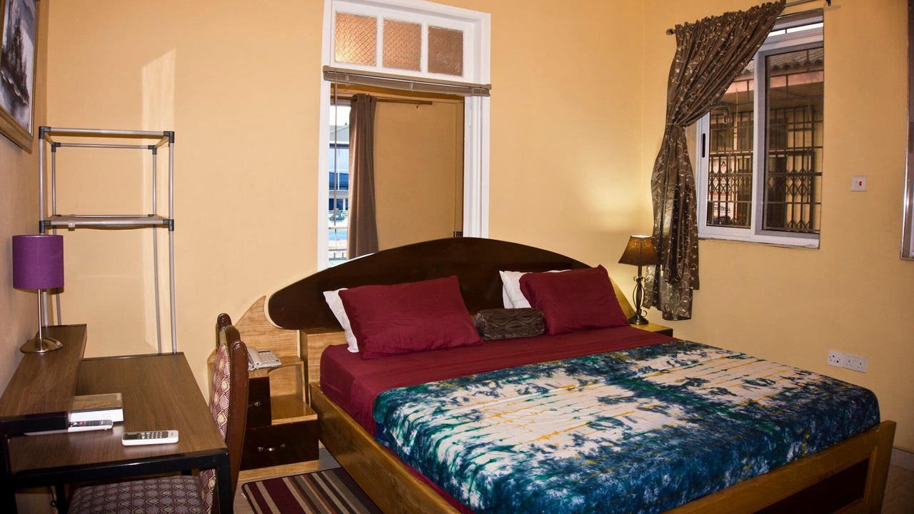 Photo of Bedroom in Asylum Down