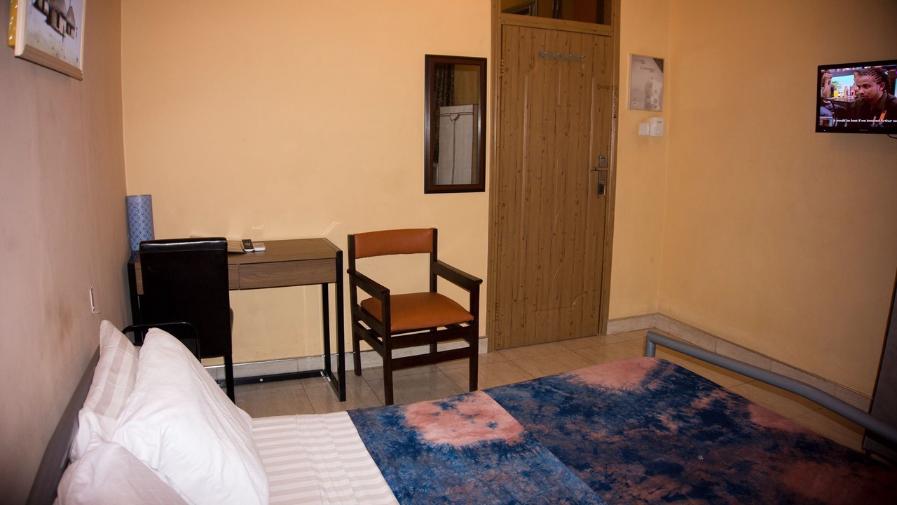 Photo of Bedroom in Asylum Down