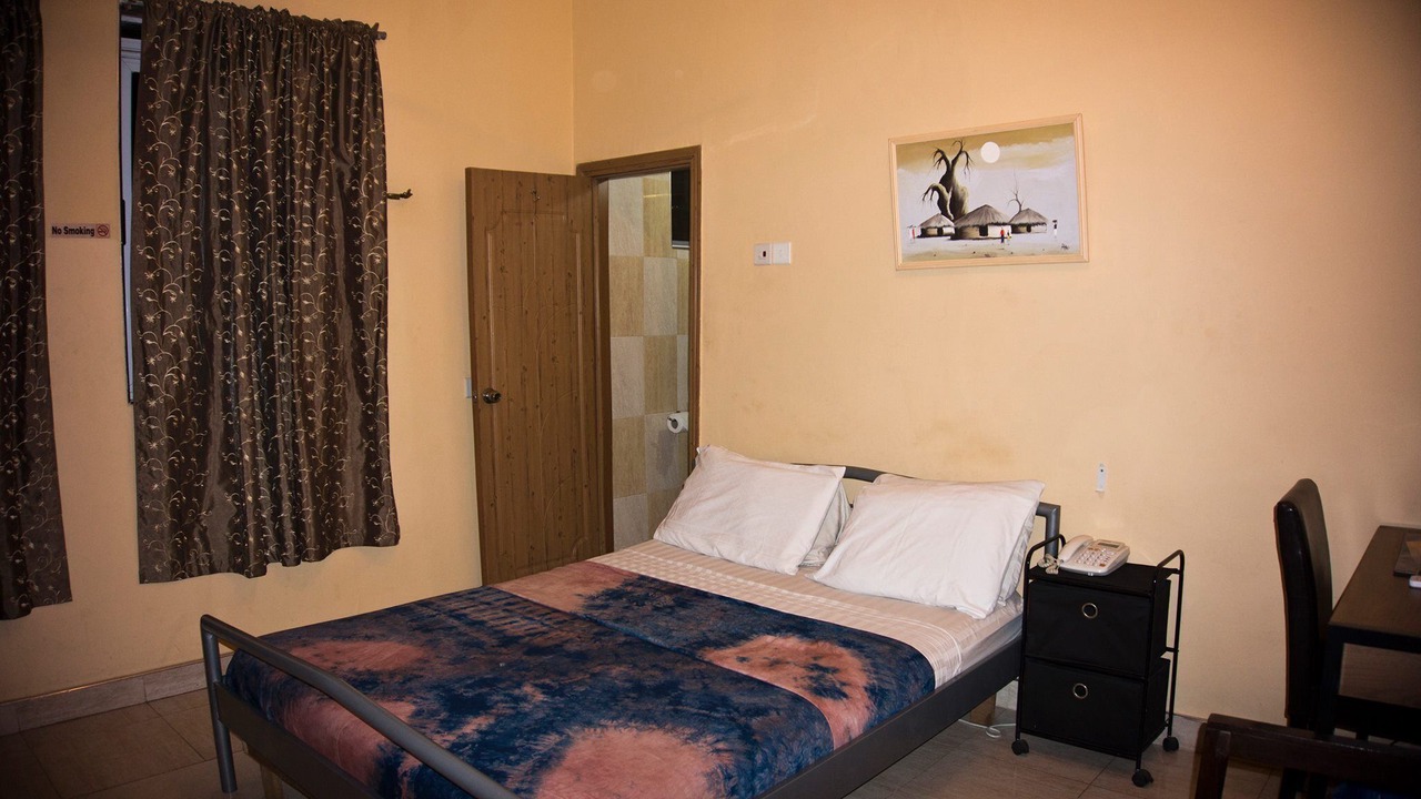 Photo of Bedroom in Asylum Down