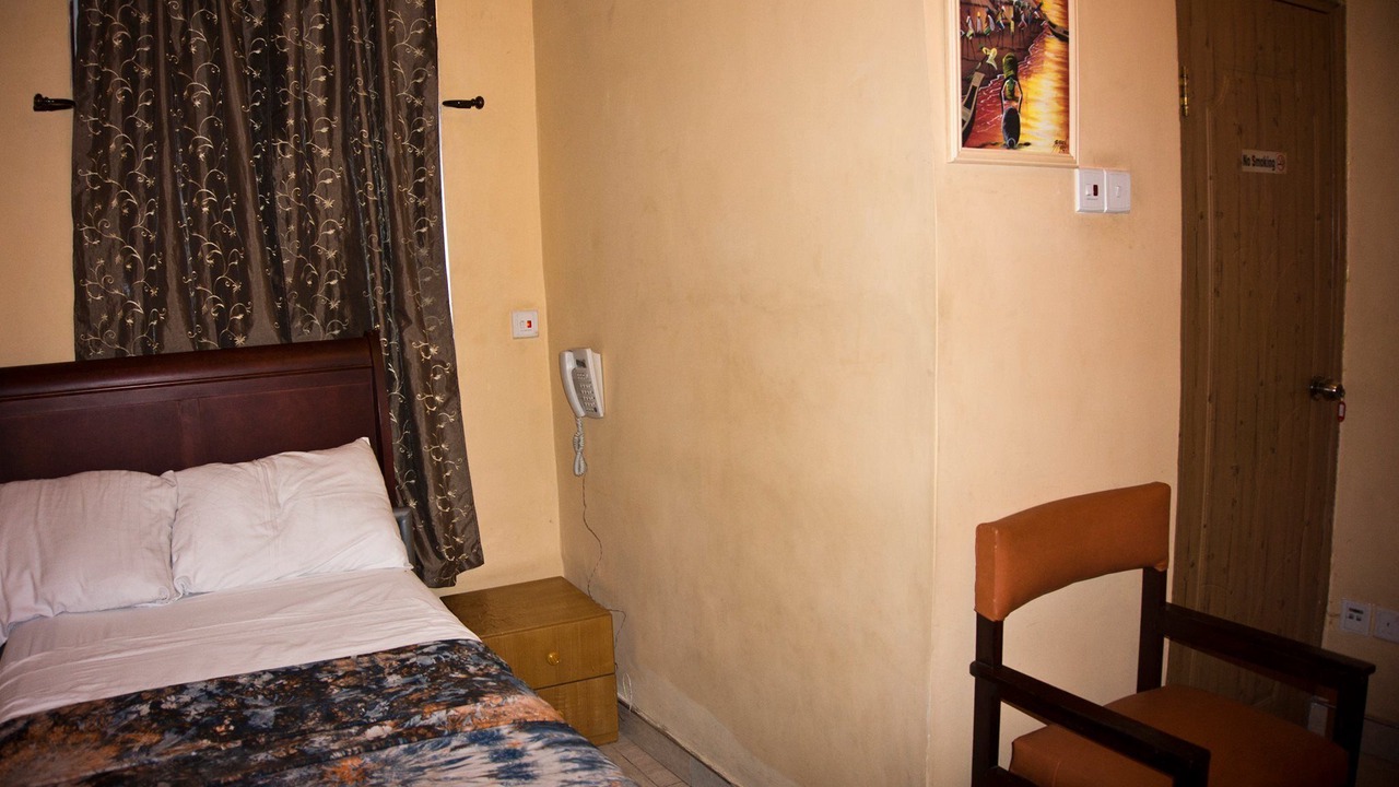 Photo of Bedroom in Asylum Down